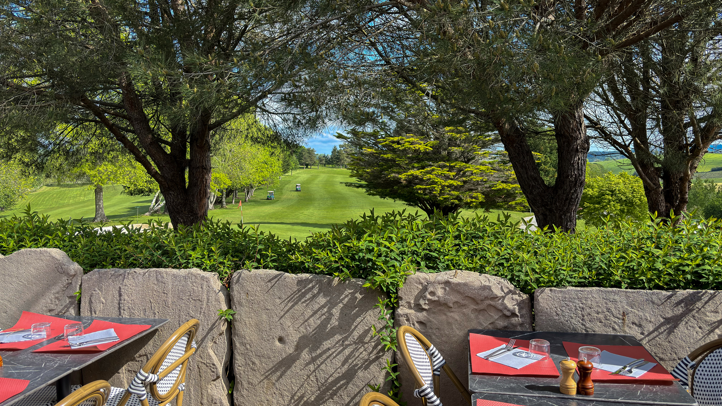 Restaurant et bar du golf Epherra à Souraïde dans le Pays basque